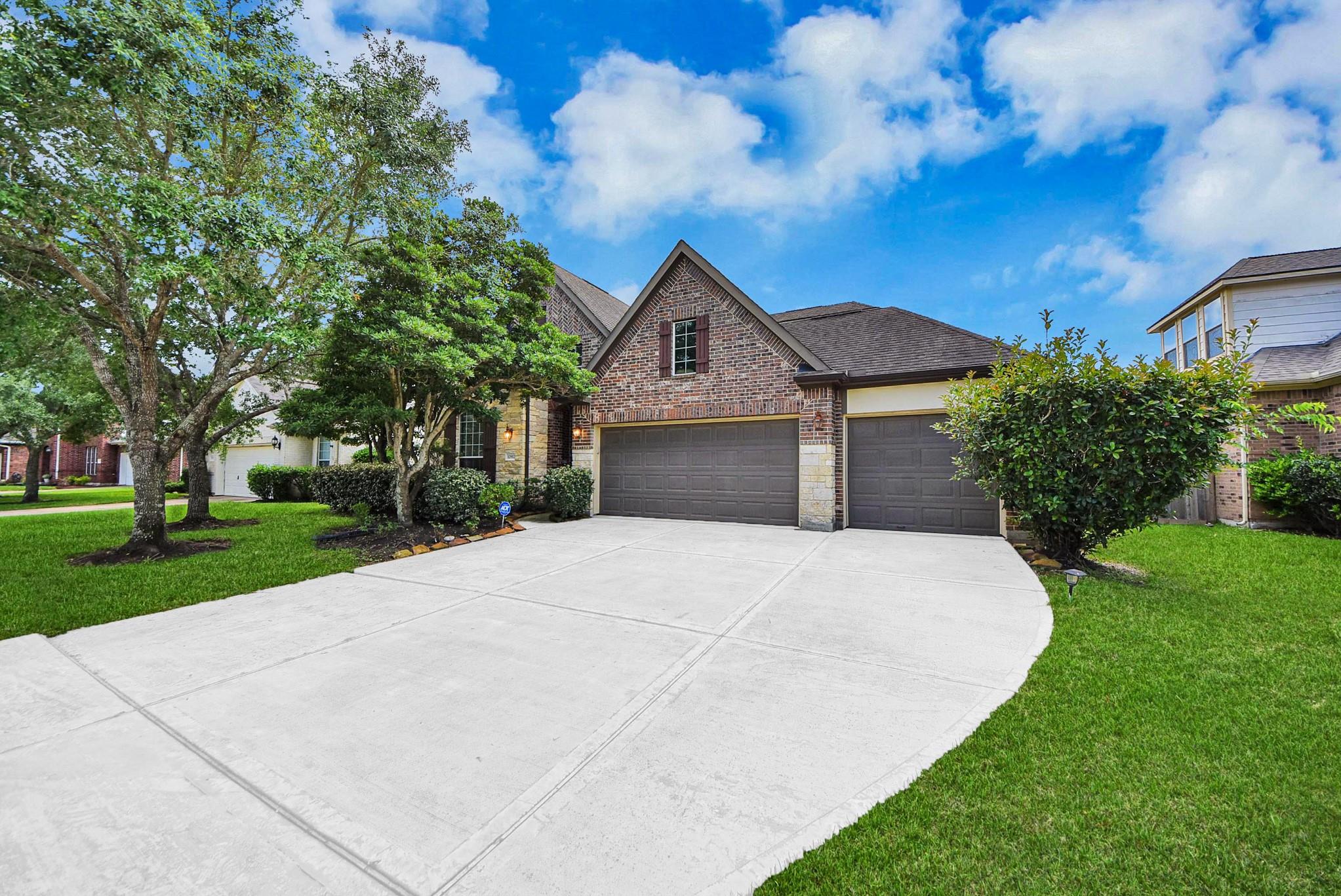 12912 Southern Manor Drive