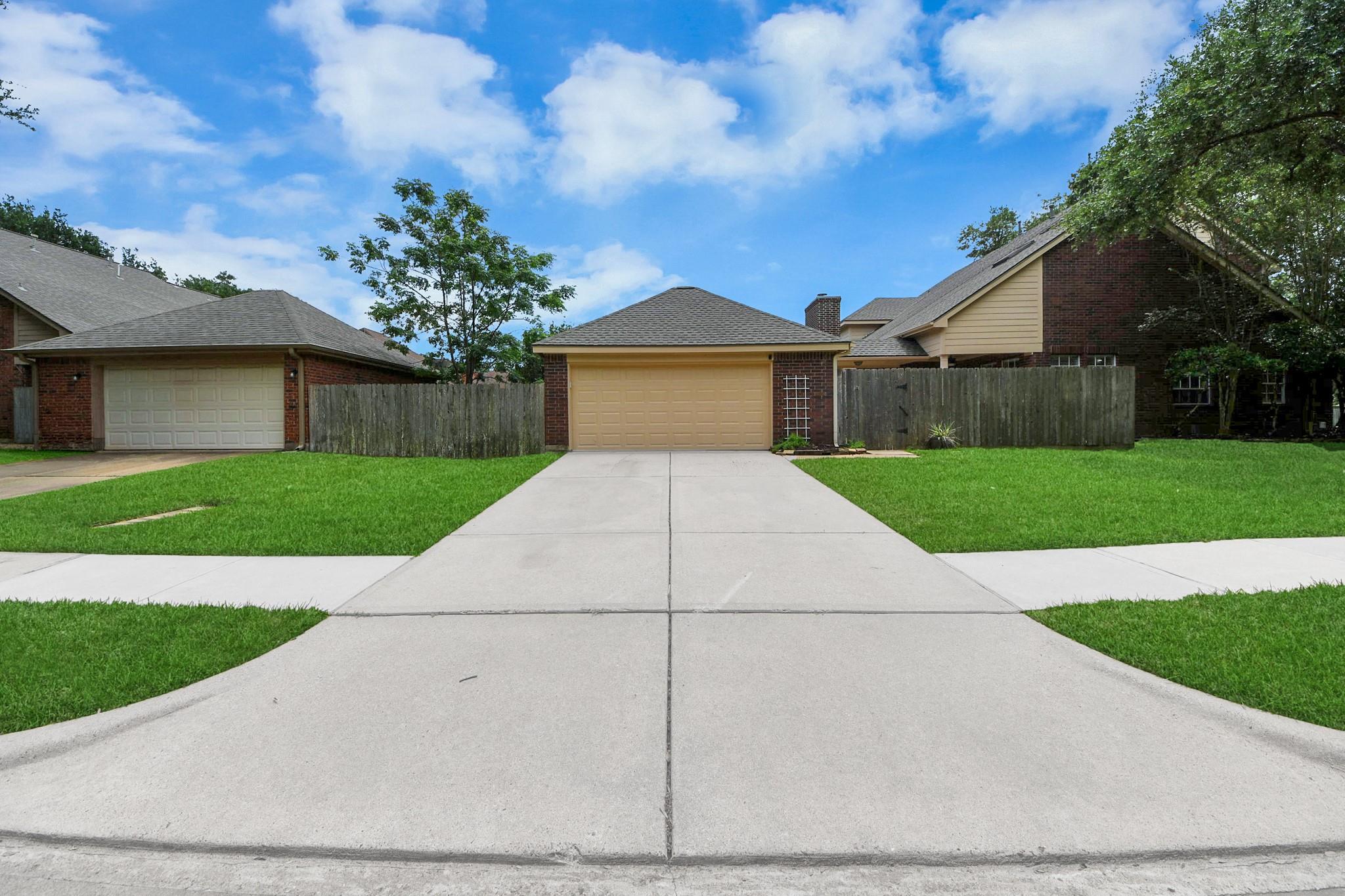 1003 Clarenda Falls Drive