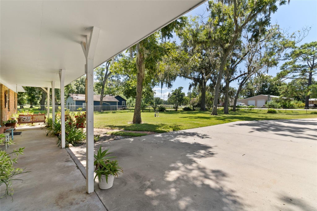 Photo of 1971 Fm 522 Road, West Columbia, TX 77486 (MLS # 96894093)