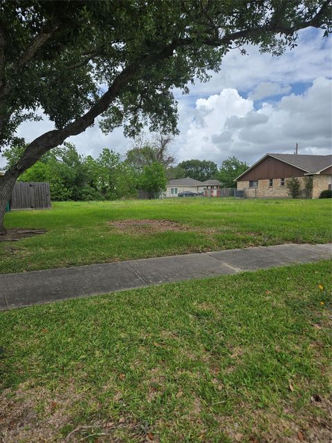 Photo of 0 Swingle Road, Houston, TX 77047 (MLS # 23193493)