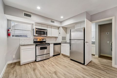 Photo of 2807 Beauchamp Street #18, Houston, TX 77009 (MLS # 3112951)