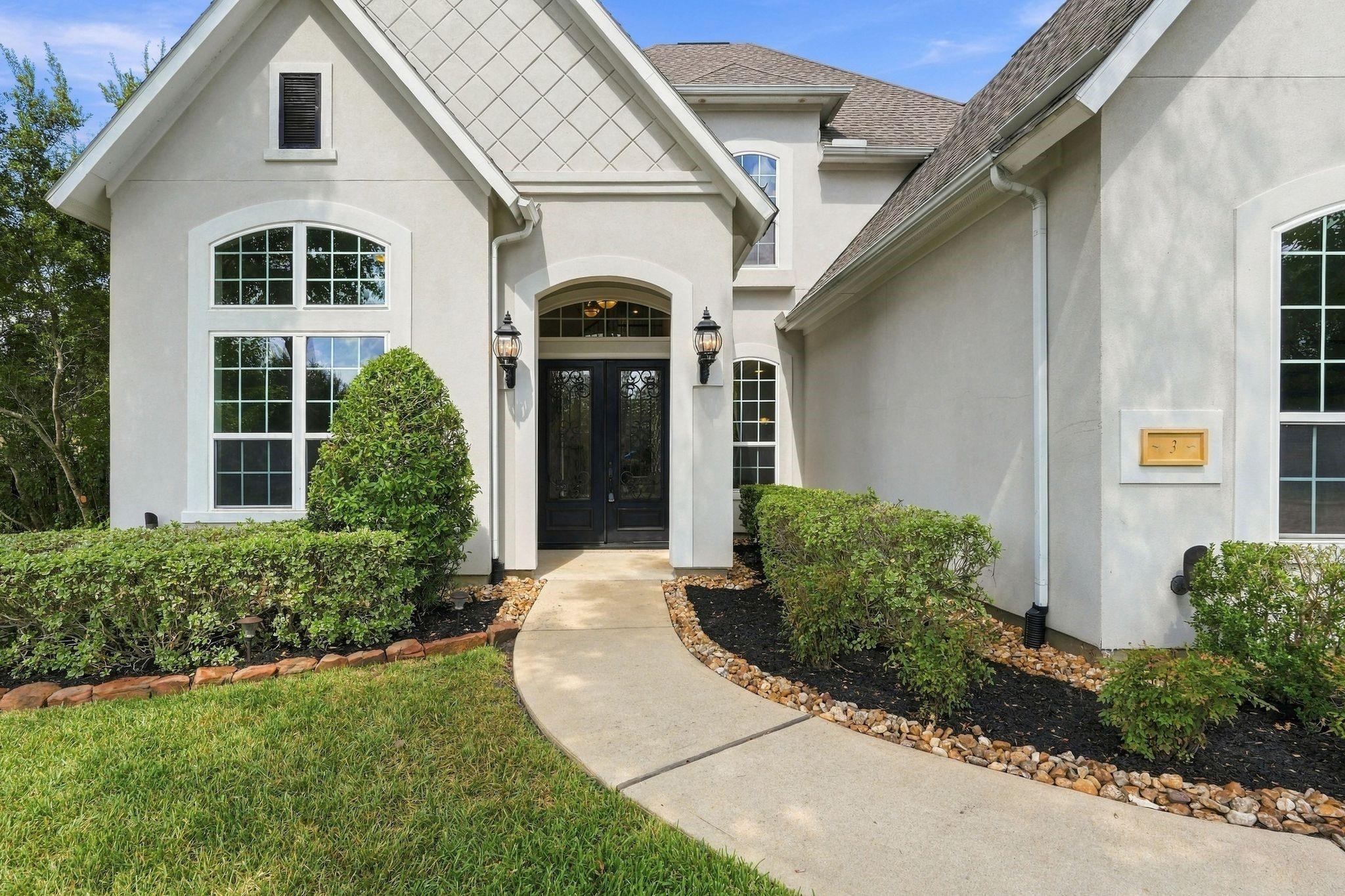 3 Hollyflower Place