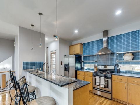 Tiny photo for 5219 Kiam Street #F, Houston, TX 77007 (MLS # 30777614)