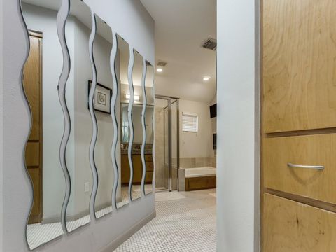 Tiny photo for 5219 Kiam Street #F, Houston, TX 77007 (MLS # 30777614)