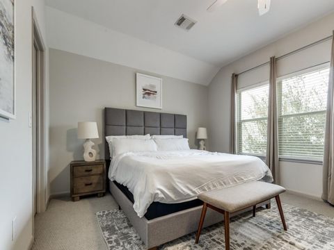 Tiny photo for 5219 Kiam Street #F, Houston, TX 77007 (MLS # 30777614)