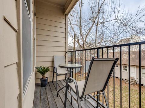 Tiny photo for 5219 Kiam Street #F, Houston, TX 77007 (MLS # 30777614)