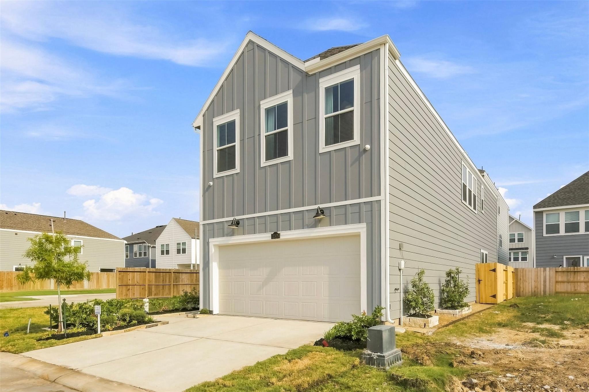 2305 Via Laura Lane