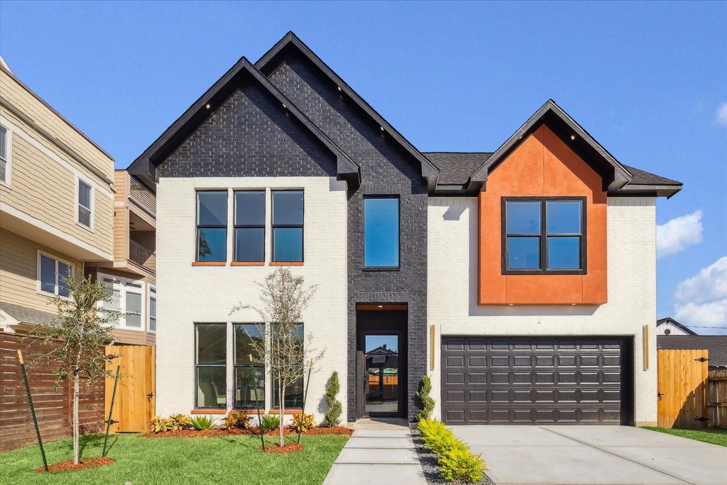 Photo of 304 Enid Street, Houston, TX 77009 (MLS # 2058942)