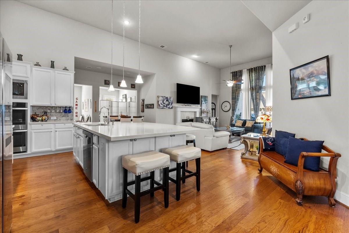 1714 Hartford Mills Lane