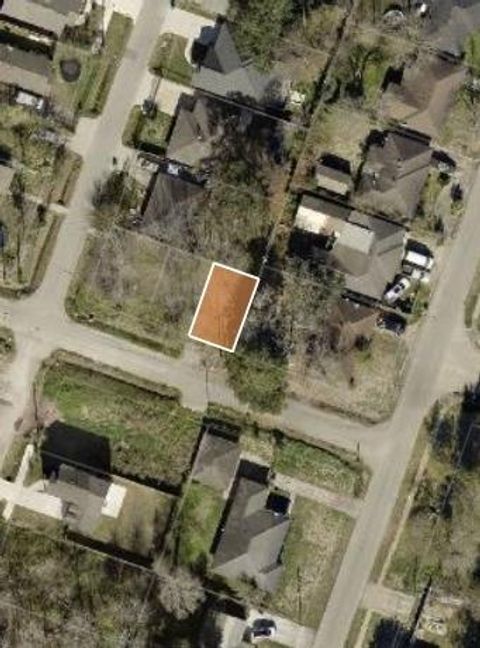 Photo of 0 Ward Lot 3 Street, Houston, TX 77021 (MLS # 55679187)