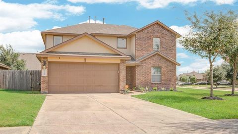 Photo of 9919 Shimmering Lakes Drive, Rosharon, TX 77583 (MLS # 64272793)