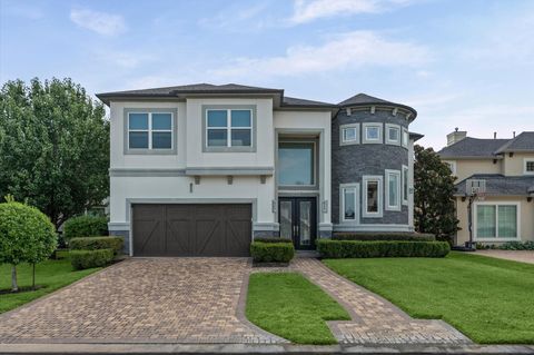 Photo of 1822 Jade Hollow Lane, Houston, TX 77077 (MLS # 76299664)