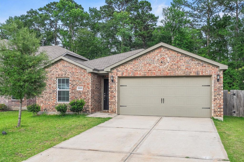 Photo of 10619 Lost Maples Drive, Cleveland, TX 77328 (MLS # 69178767)