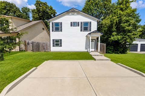 Photo of 849 Queenswood, Montgomery, TX 77316 (MLS # 29087067)