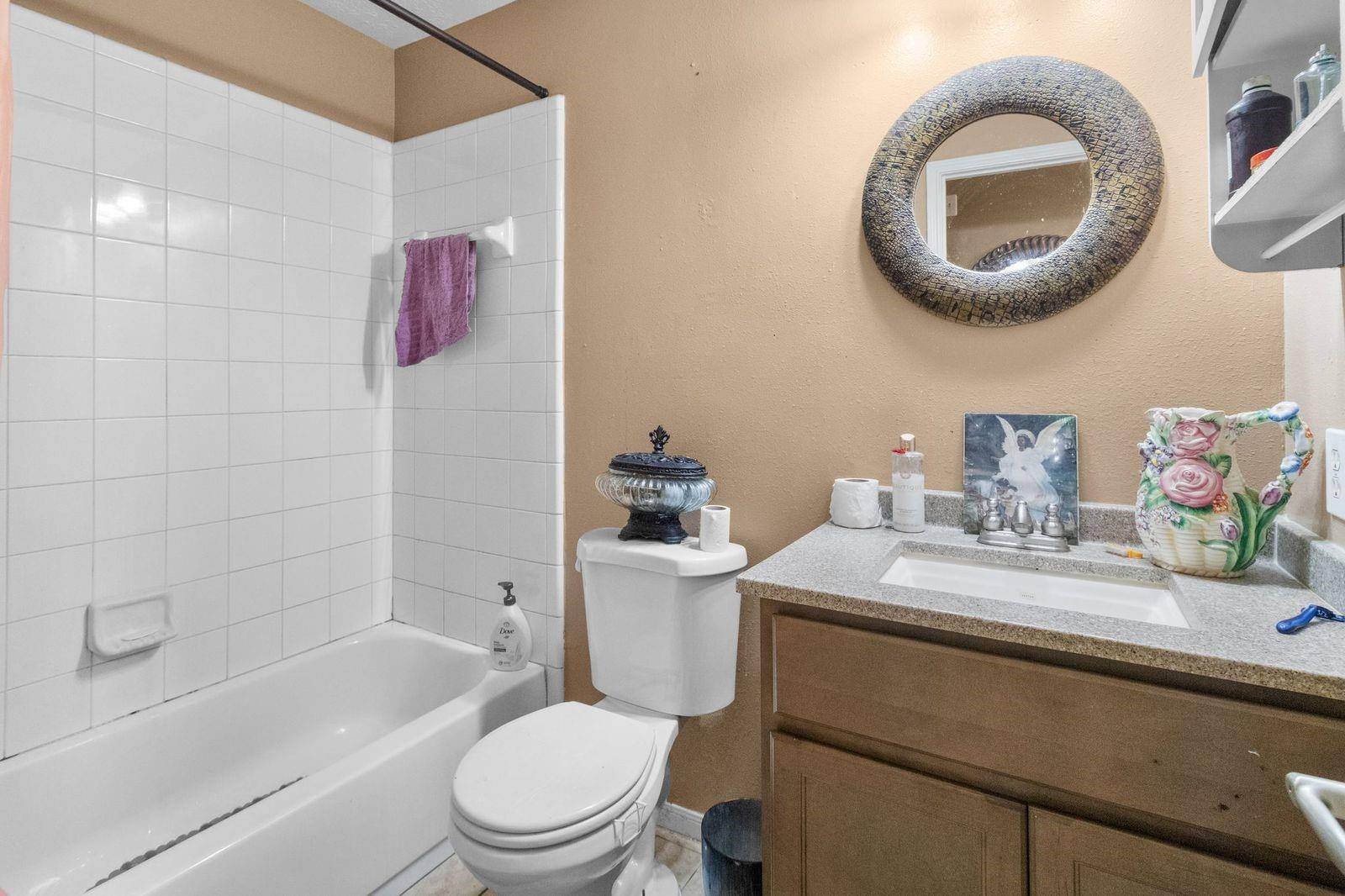 5227 Honeyvine Drive