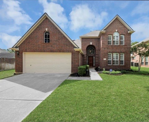 Photo of 3906 Southsand Drive, Pearland, TX 77584 (MLS # 40713927)
