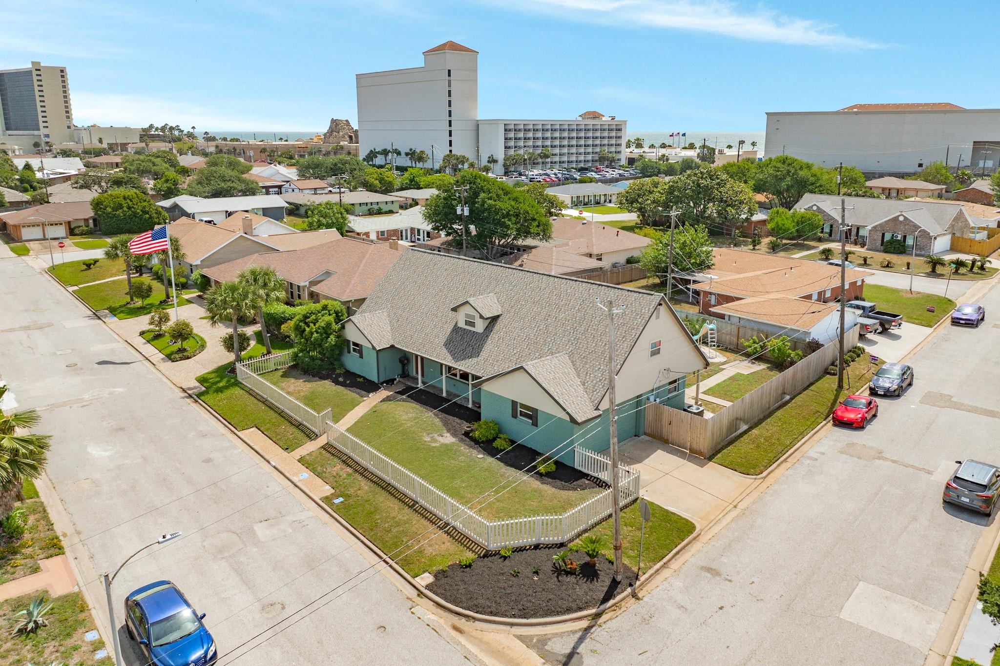 5525 Ibis Drive