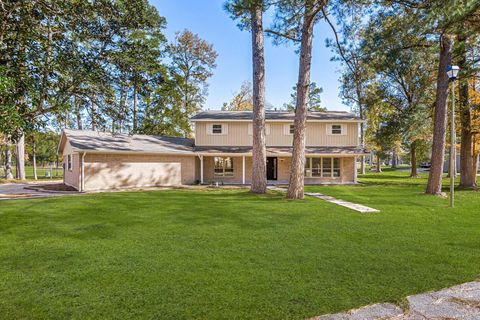 Photo of 479 Brandon Road, Conroe, TX 77302 (MLS # 25105946)
