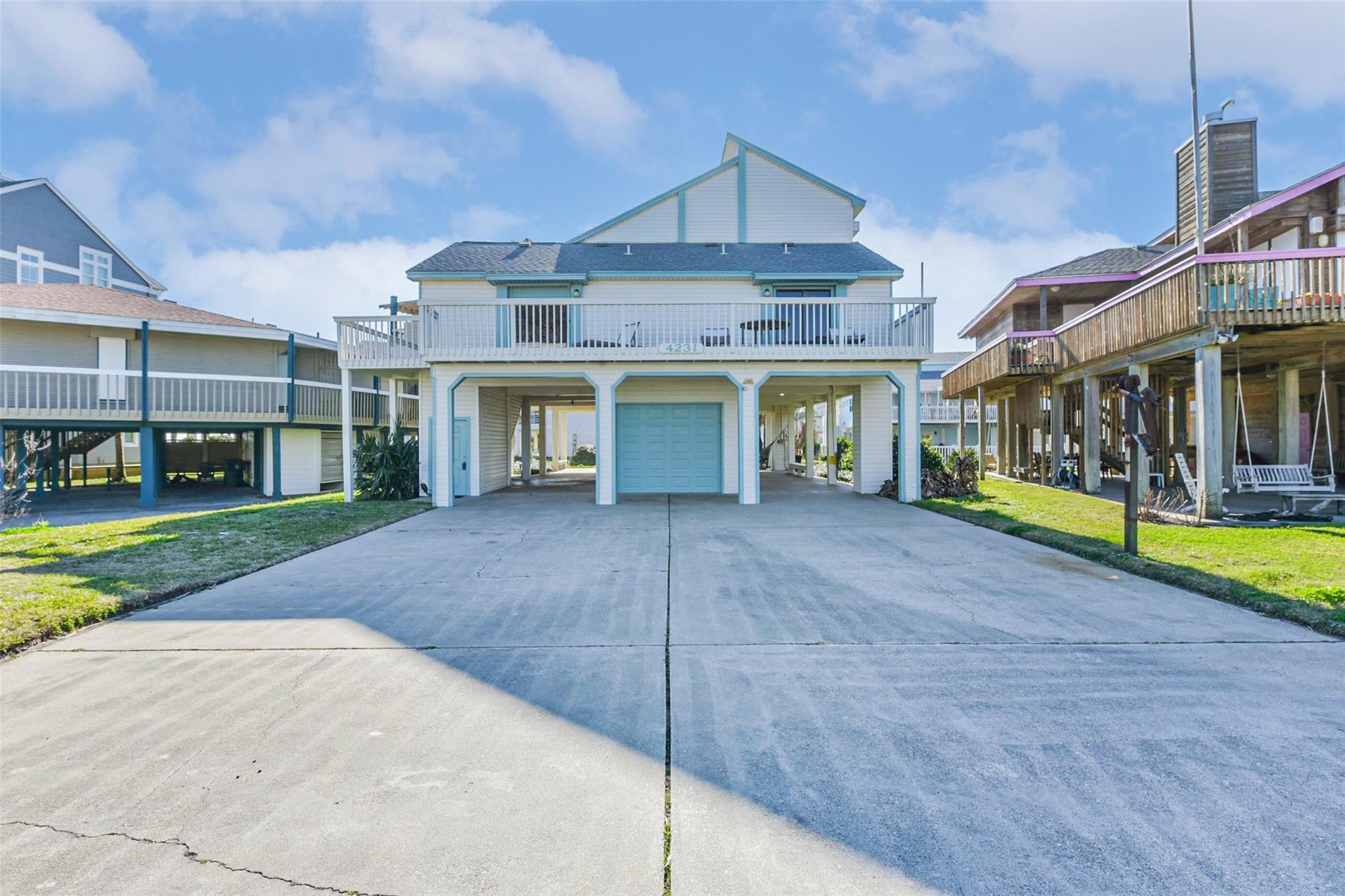 4231 Pelican Lane