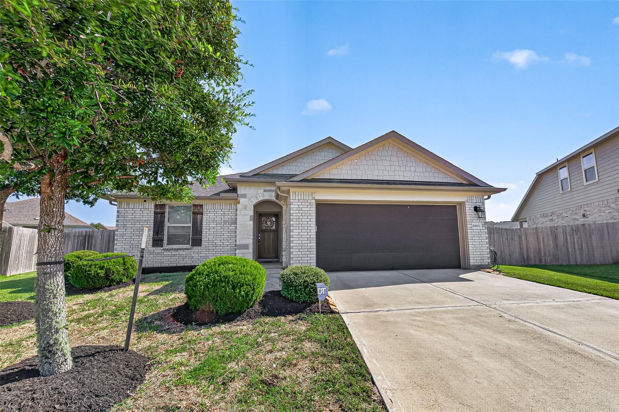 6903 Ridgemont Bend Ln