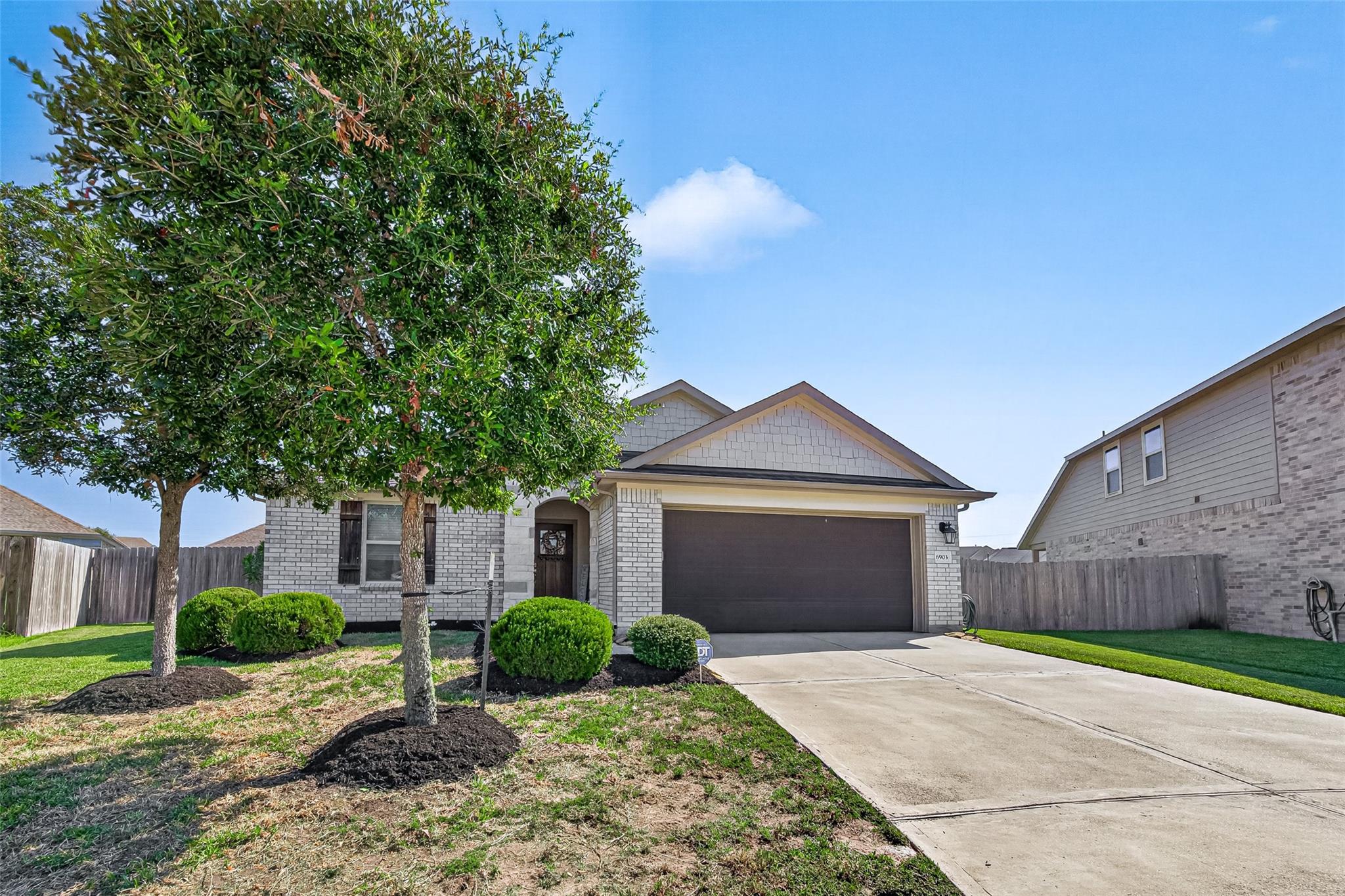 6903 Ridgemont Bend Ln