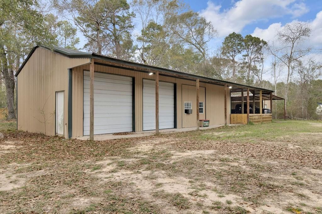 Photo of 17858 Split Oak Circle, New Caney, TX 77357 (MLS # 81381231)