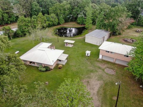 Photo of 16722 Bryants Circle, Conroe, TX 77306 (MLS # 51680207)