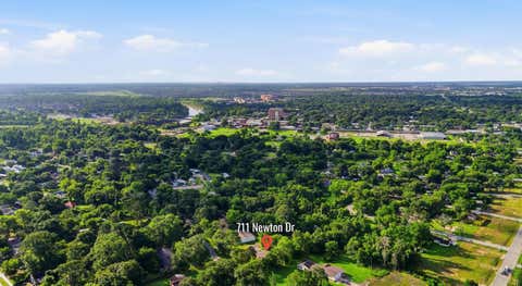 Photo of 711 Newton Drive, Richmond, TX 77469 (MLS # 14468355)