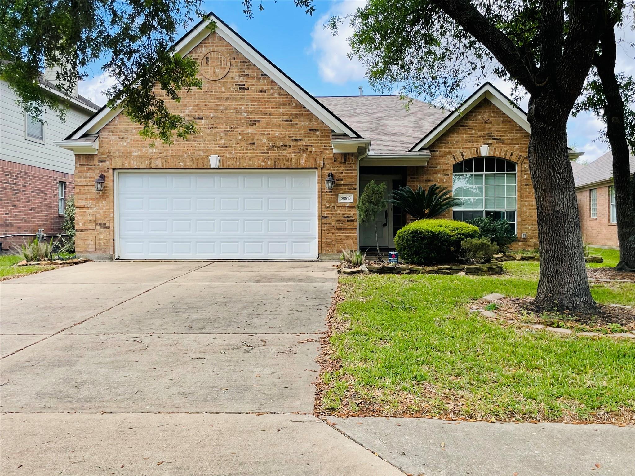 20910 Medallion Pointe Drive