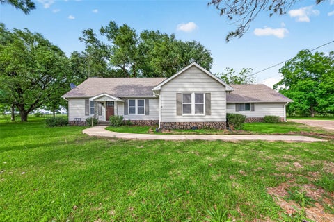 Photo of 8111 Main Street, Needville, TX 77461 (MLS # 37185095)