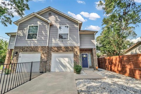 Photo of 3925 Lowden Street #B, Houston, TX 77051 (MLS # 2012120)