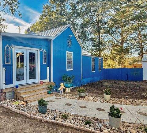 Photo of 841 S Loop 497, Brenham, TX 77833 (MLS # 82045223)