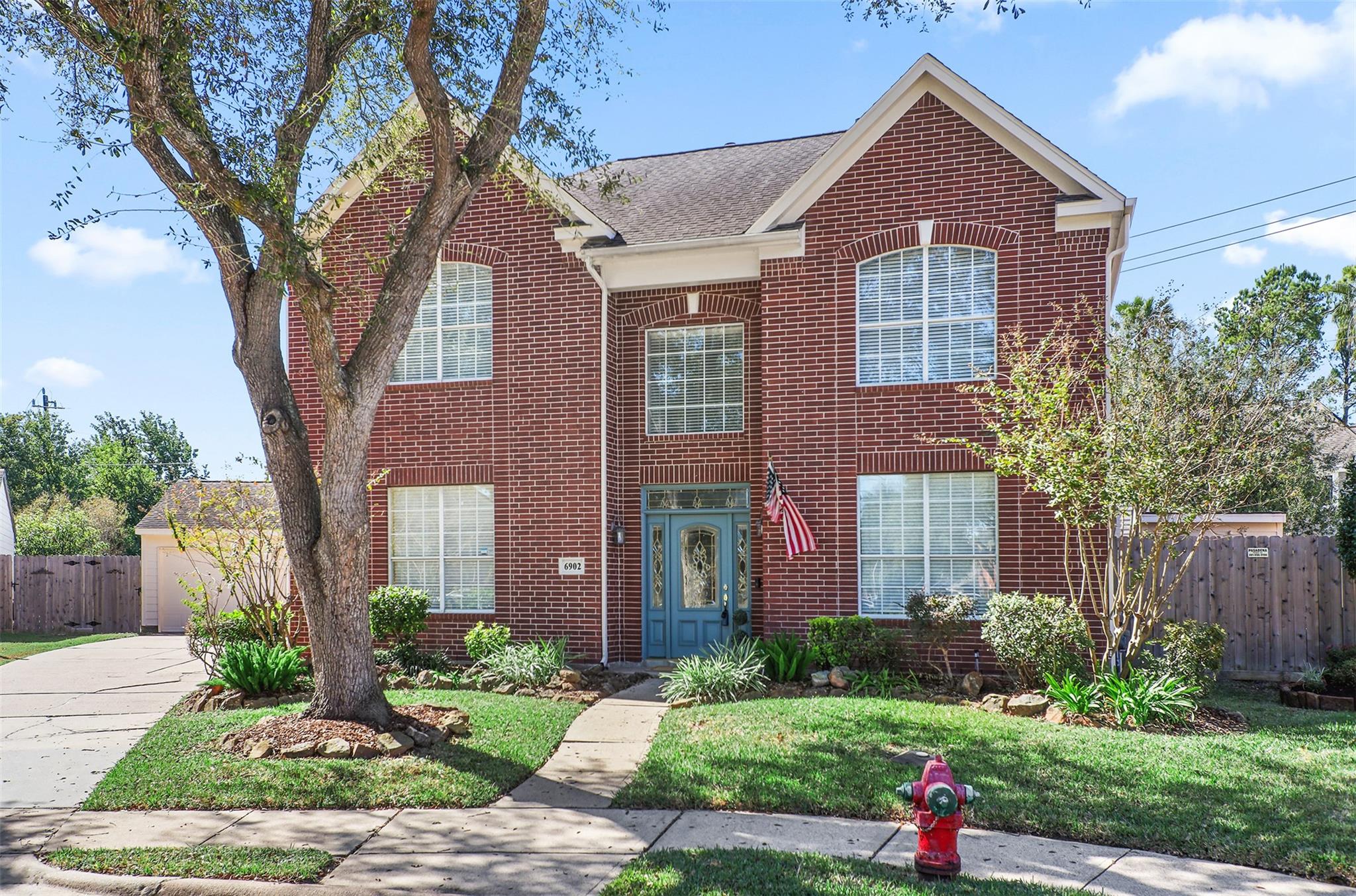 6902 Royal Knoll Court