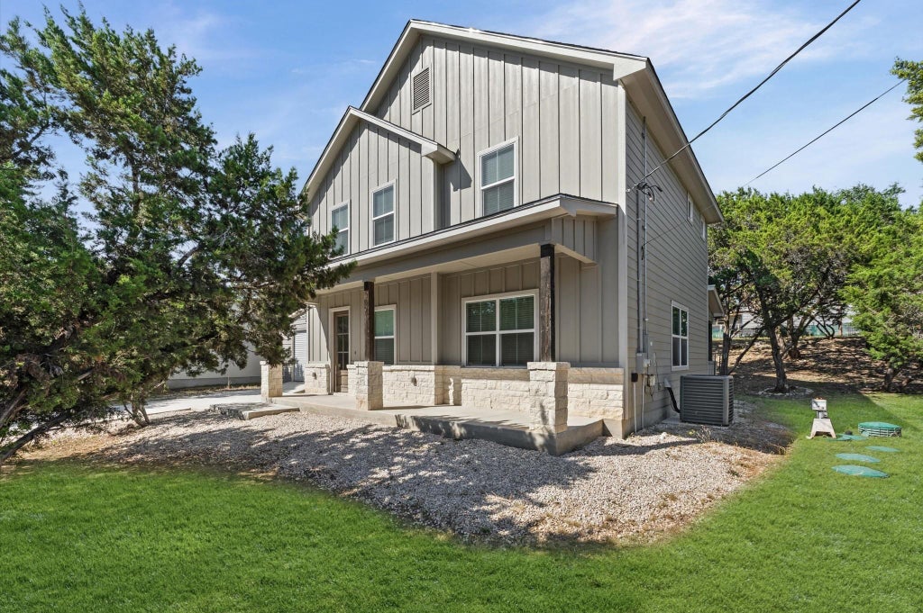 Photo of 1130 Twin Deer Lane, Canyon Lake, TX 78133 (MLS # 15173011)