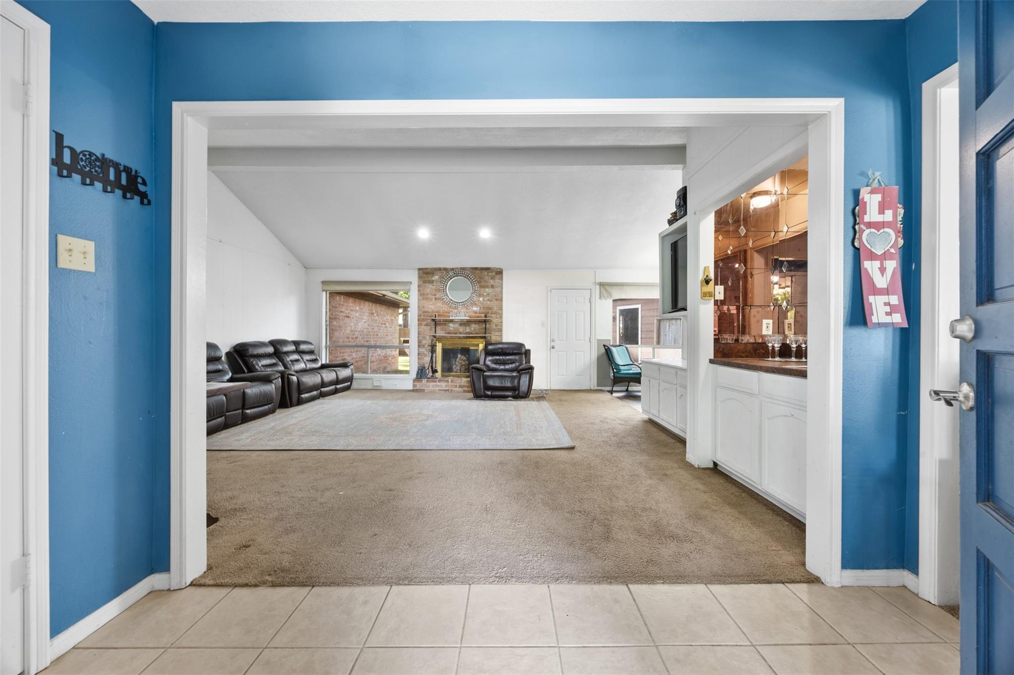 2610 Rolling Glen Drive