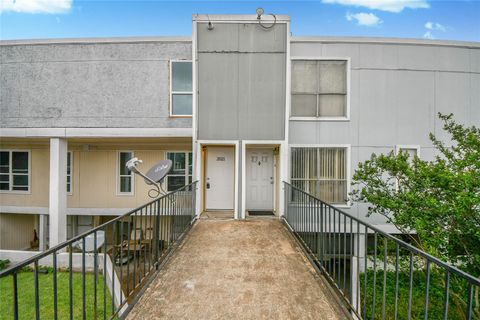 Photo of 781 Country Place Drive #2021, Houston, TX 77079 (MLS # 30664770)