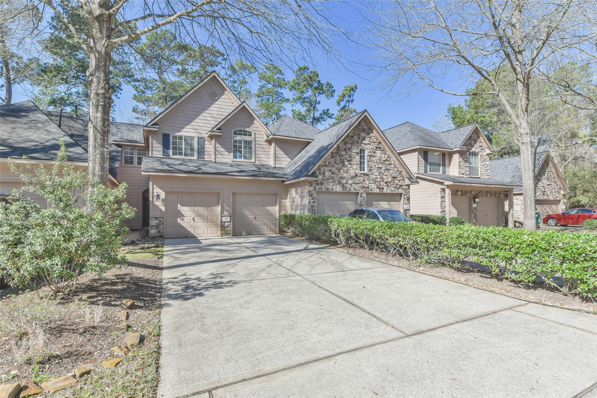 43 Alderon Woods Place