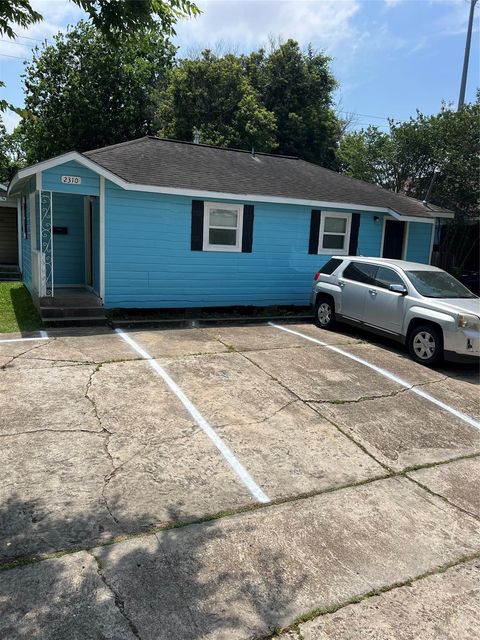 Photo of 2310 Ruth Street, Houston, TX 77004 (MLS # 69131684)