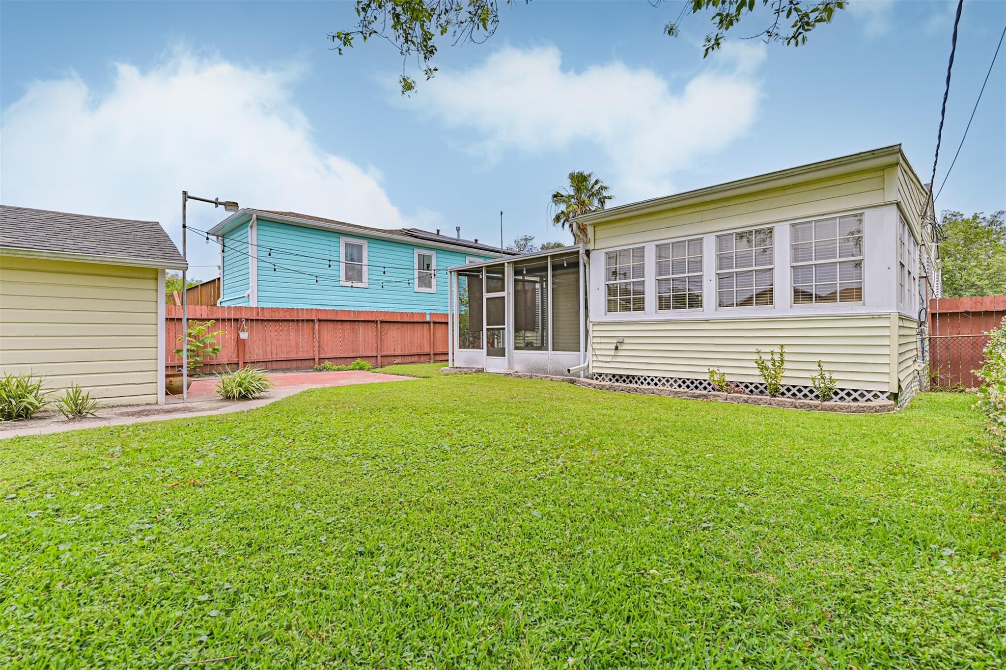 4817 Alamo Drive