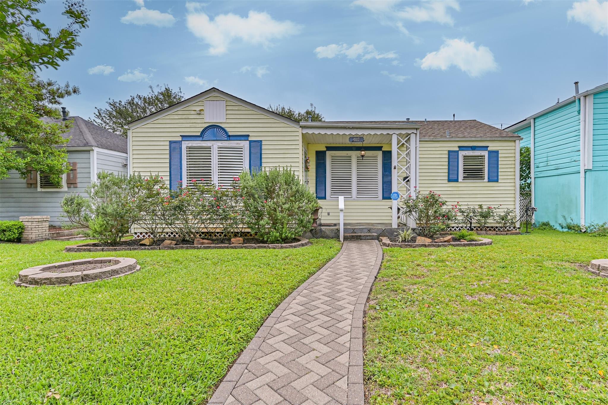 4817 Alamo Drive