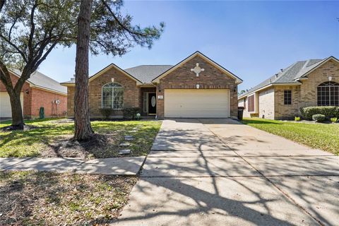 Photo of 5710 Shady Hollow Court, Rosharon, TX 77583 (MLS # 48018654)