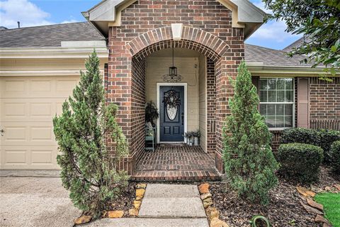 Photo of 10502 Lauren Creek Drive, Baytown, TX 77523 (MLS # 82551754)