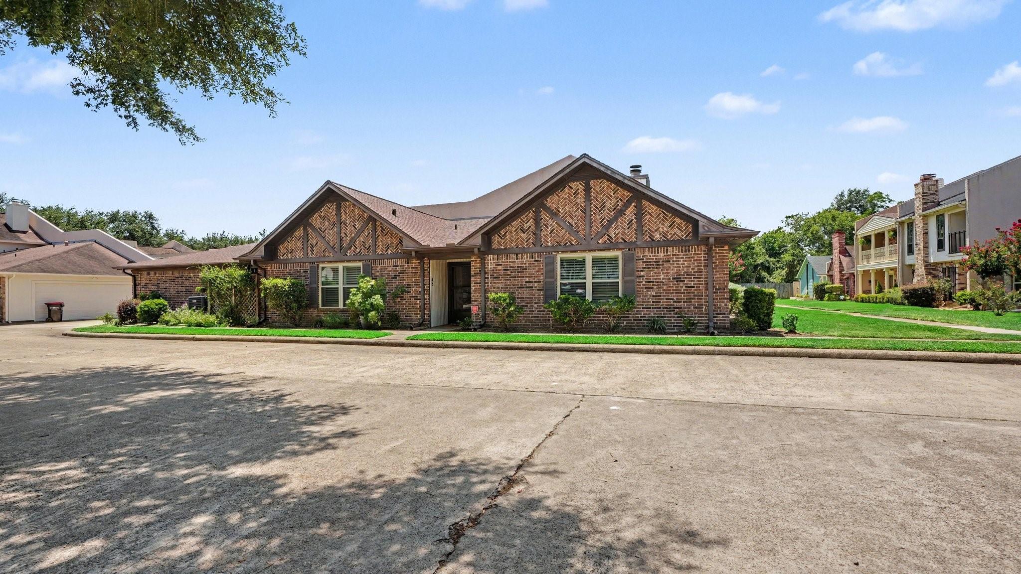 43 Wellington Park