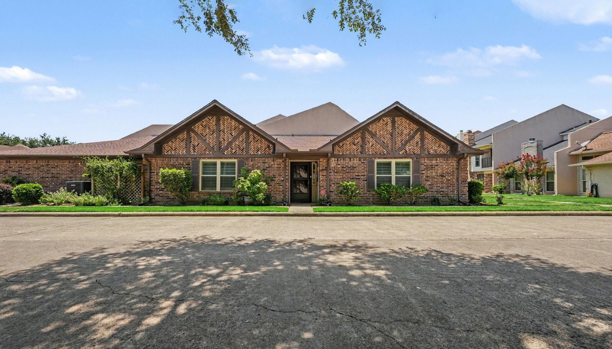 43 Wellington Park