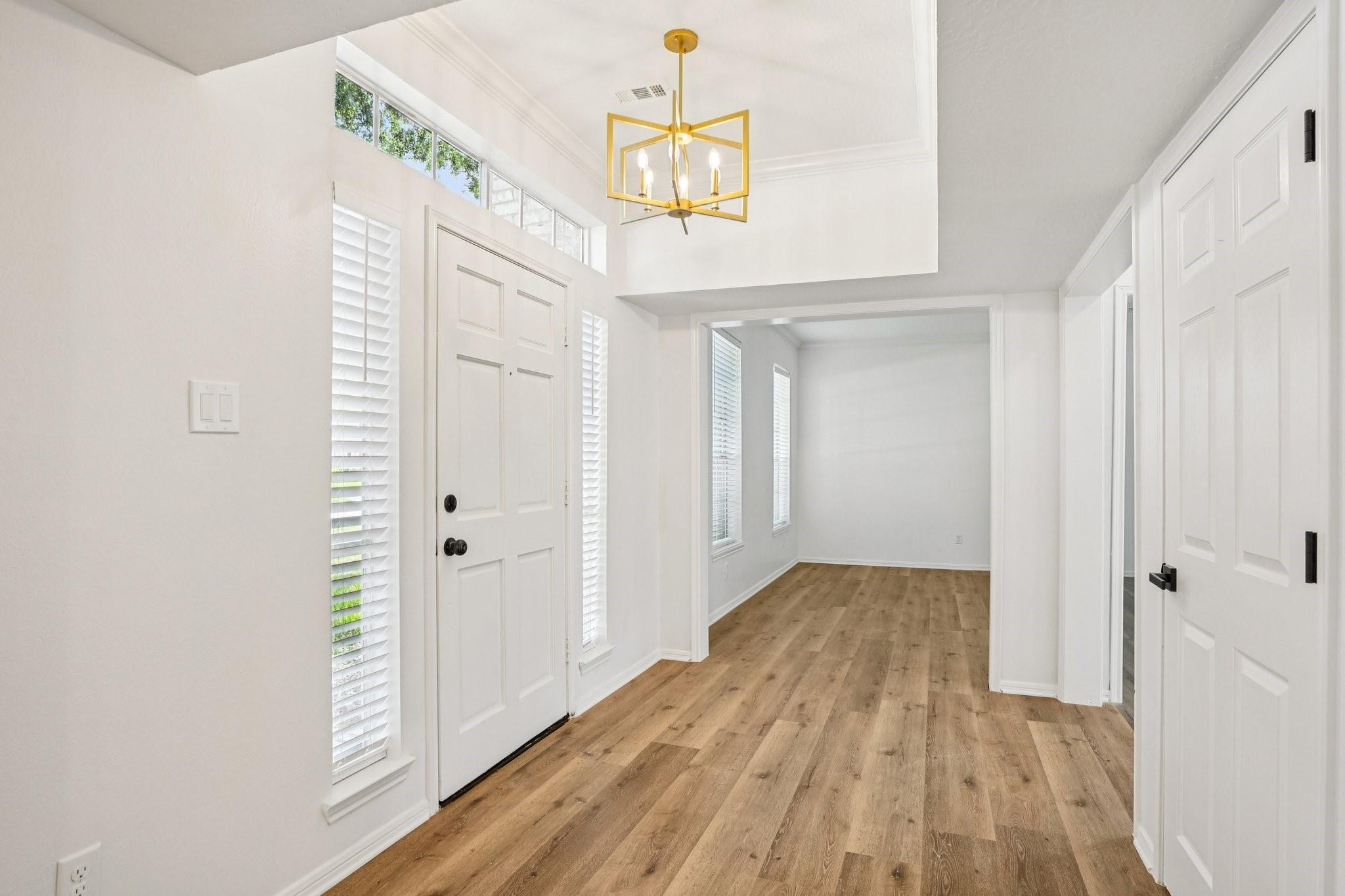 1808 N Mission Circle