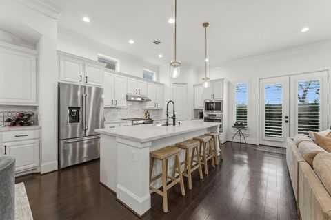 Photo of 8213 Cabernet Lane, Houston, TX 77055 (MLS # 81743643)