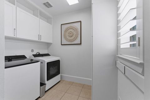 Tiny photo for 8213 Cabernet Lane, Houston, TX 77055 (MLS # 81743643)