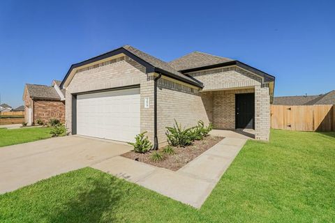 Photo of 3075 Wild Indigo Trail, Brookshire, TX 77423 (MLS # 37188929)