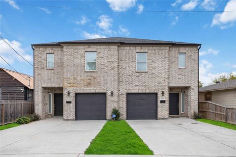 Photo of 4410 Rosemont Street #A, Houston, TX 77051 (MLS # 43961383)