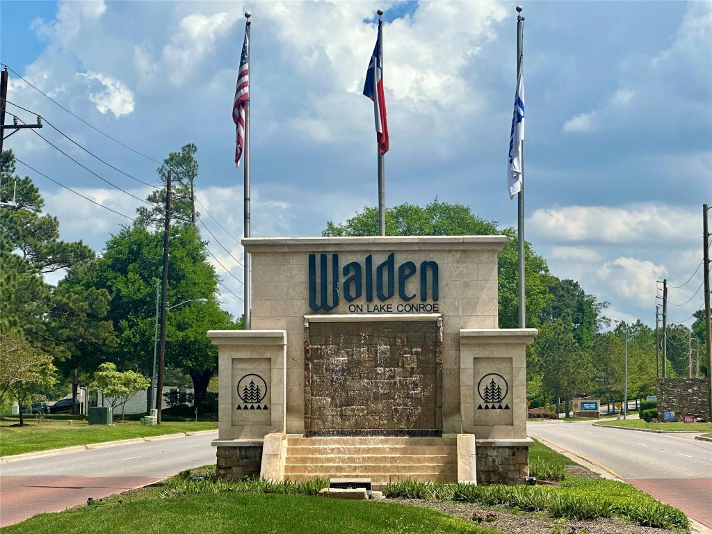 Photo of 13637 Hidden Valley Drive, Montgomery, TX 77356 (MLS # 9820804)